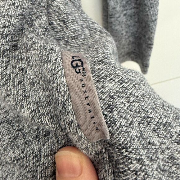 Ugg Women’s Small Grey Cotton Blend Cardigan Sweater - Picture 5 of 6